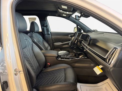 Certified 2024 Kia Sorento SX Prestige image 26