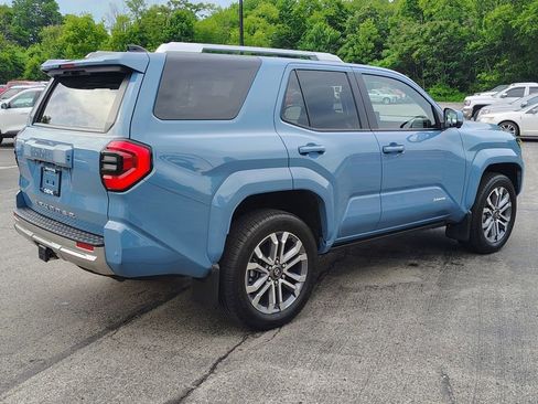Used 2025 Toyota 4Runner Limited w/ Tow Technology Package AWD/4WD image 8