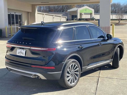 Certified 2023 Lincoln Corsair Reserve w/ Equipment Group 201A image 3