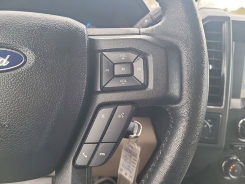 Used 2017 Ford F150 XLT w/ Equipment Group 301A Mid AWD/4WD image 15
