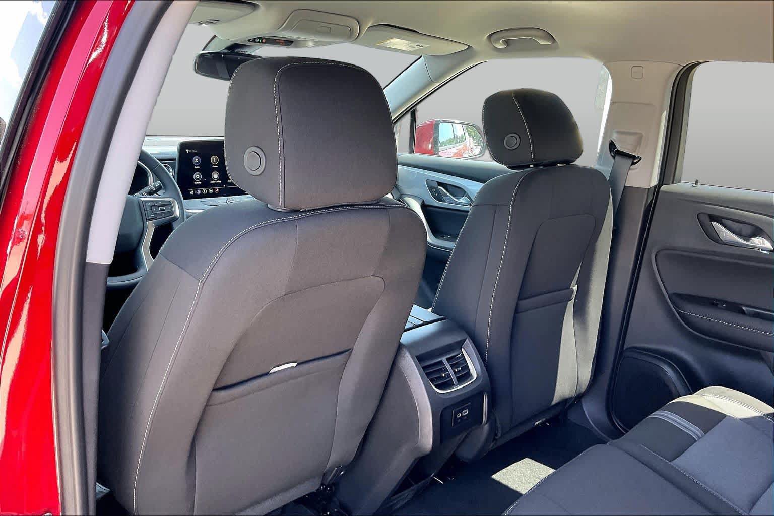 New 2026 Chevrolet Blazer LT w/ Convenience Package FWD image 22