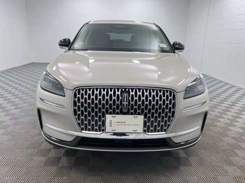 Used 2023 Lincoln Corsair AWD w/ Equipment Group 101A image 3