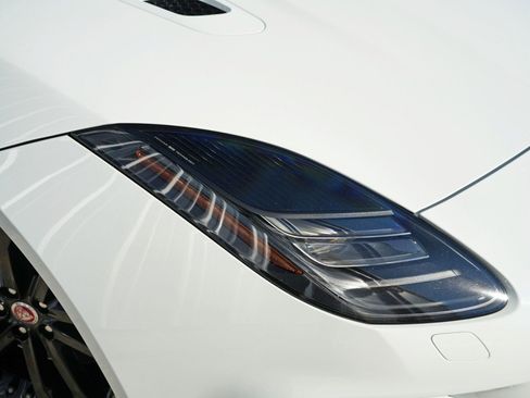 Used 2020 Jaguar F-TYPE R image 54