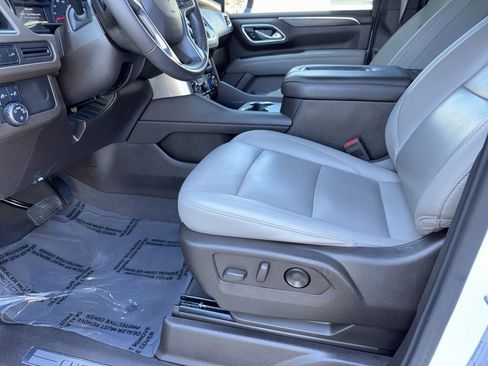 Used 2021 Chevrolet Tahoe LT image 14