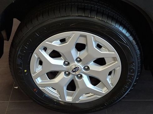Certified 2023 Subaru Forester AWD/4WD image 30