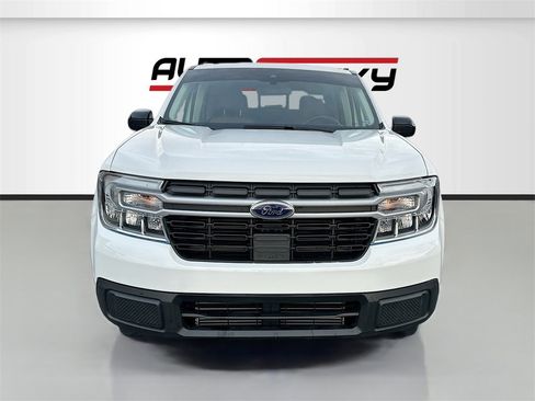 Used 2024 Ford Maverick Lariat image 2