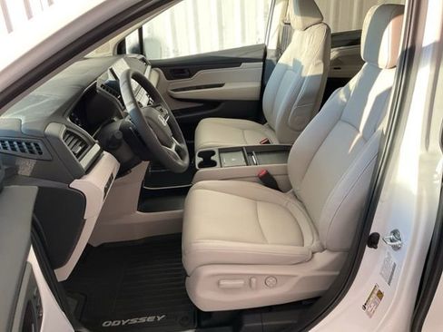 New 2026 Honda Odyssey EX-L image 4