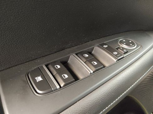 Used 2024 Kia Forte GT-Line w/ GT-Line Premium Package image 27