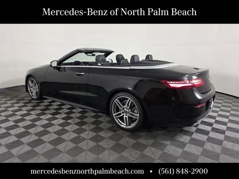 Used 2018 Mercedes-Benz E 400 Cabriolet image 4