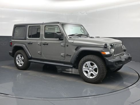 Used 2023 Jeep Wrangler Sport S image 1