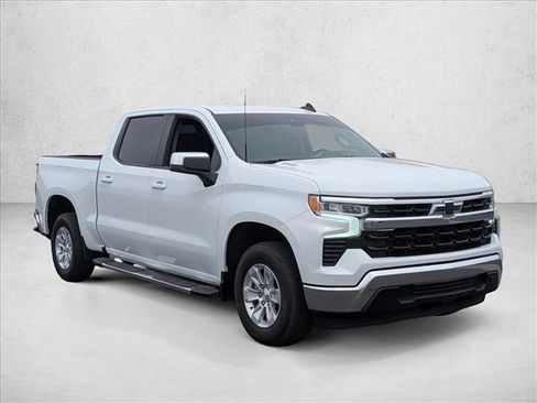 Used 2024 Chevrolet Silverado 1500 LT RWD image 3