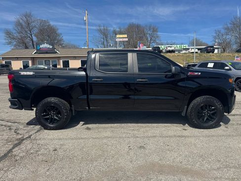 Used 2019 Chevrolet Silverado 1500 Custom Trail Boss w/ Custom Convenience Package image 2