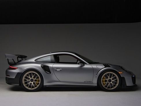 Used 2018 Porsche 911 GT2 RS image 13