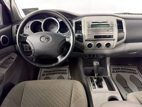 Used 2009 Toyota Tacoma 4x4 Double Cab w/ SR5 Pkg #2 image 21