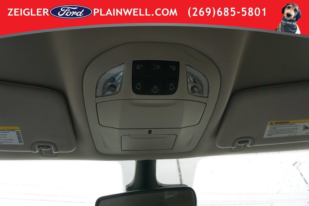 Used 2024 Chrysler Pacifica Touring-L FWD image 33