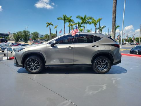 Used 2024 Lexus NX 250 FWD image 7