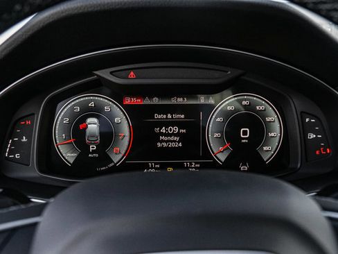 Used 2025 Audi Q7 3.0T Premium Plus image 26