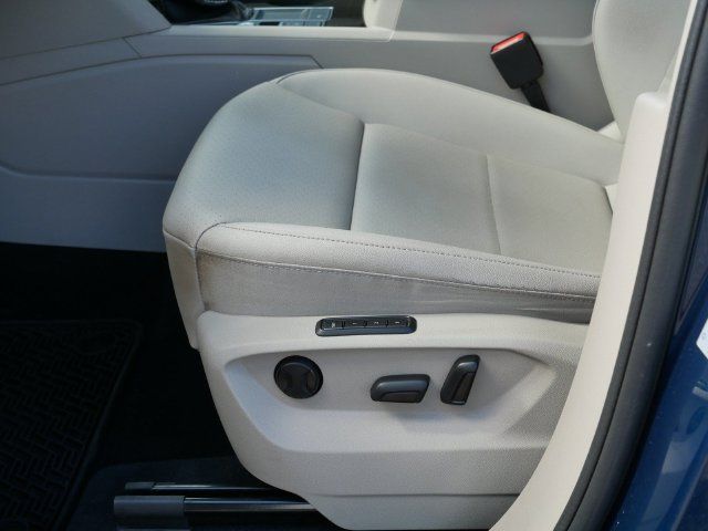Used 2021 Volkswagen Atlas SEL FWD image 14