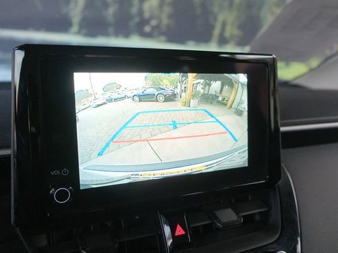 Used 2023 Toyota Corolla LE image 20