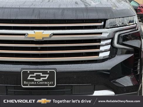 Used 2024 Chevrolet Tahoe High Country AWD/4WD image 4