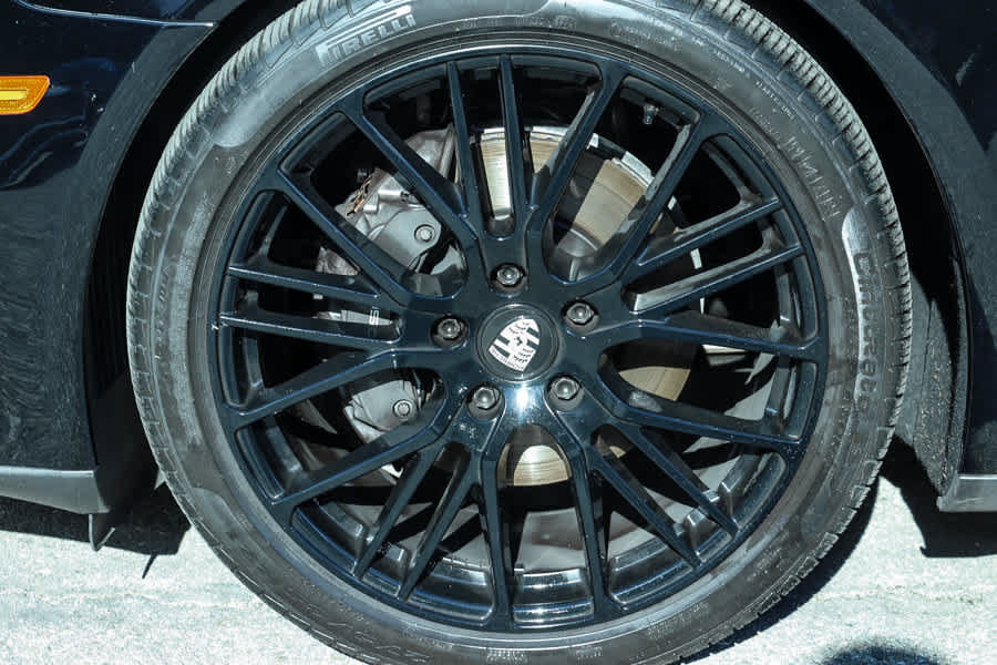 Used 2023 Porsche Panamera RWD image 8