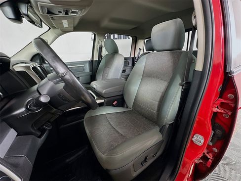 Used 2017 RAM 1500 Big Horn image 23