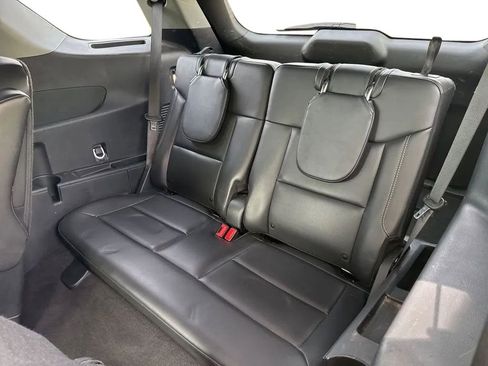 Used 2023 Ford Explorer XLT w/ Equipment Group 202A AWD/4WD image 29