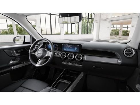 New 2026 Mercedes-Benz GLB 250 4MATIC image 6