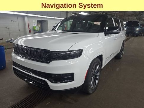 Used 2025 Jeep Grand Wagoneer Series II Obsidian w/ Quick Order Packagew 28T AWD/4WD image 4