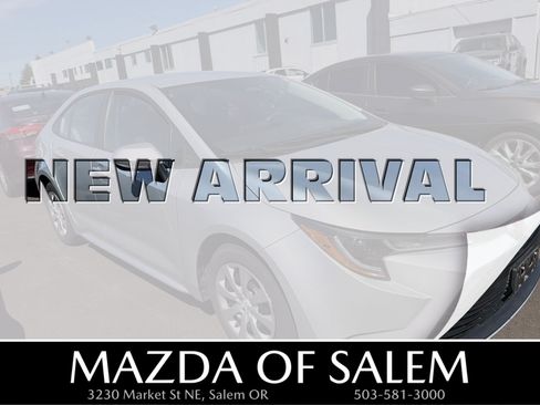 Used 2024 Toyota Corolla LE FWD image 1
