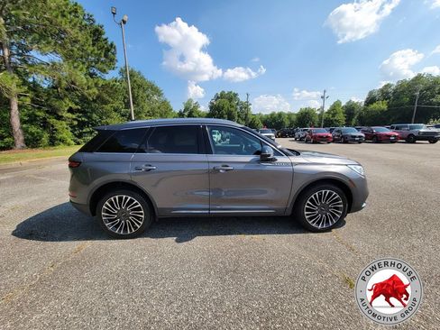 Used 2021 Lincoln Corsair Reserve w/ Equipment Group 201A FWD image 7