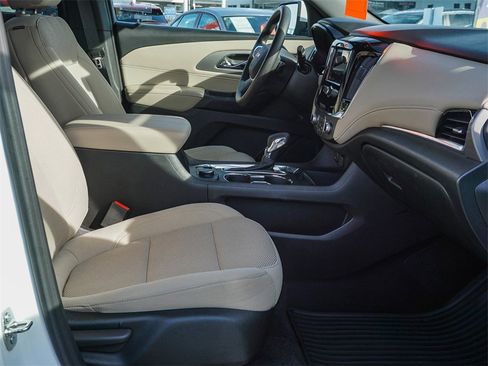 Used 2023 Chevrolet Traverse LS w/ Safety Package image 10