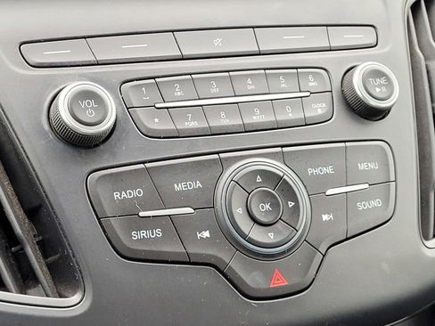 Used 2018 Ford Focus SE image 26