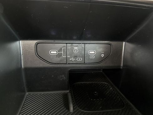 Used 2024 Kia Sorento S w/ Panoramic Sunroof Package AWD/4WD image 39