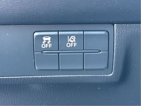 Used 2019 MAZDA MAZDA6 Touring image 12