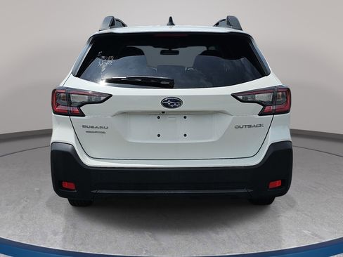 Used 2023 Subaru Outback Premium AWD/4WD image 6