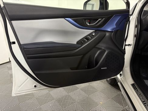 Used 2020 Subaru Crosstrek Hybrid image 8