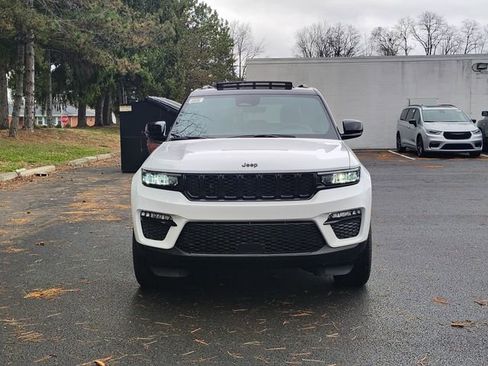 New 2025 Jeep Grand Cherokee Limited w/ Trailer Tow Package image 34