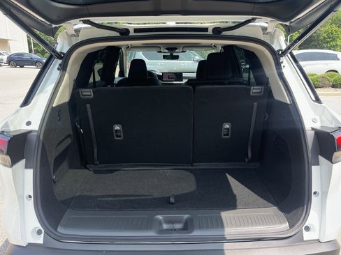 Used 2025 INFINITI QX60 Luxe w/ Vision Package image 10