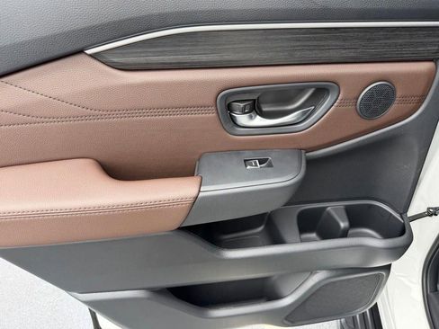 New 2026 Honda Pilot Touring image 11
