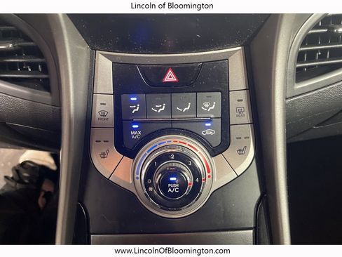 Used 2013 Hyundai Elantra Limited image 25