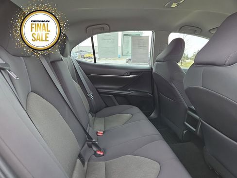 Used 2022 Toyota Camry LE image 24
