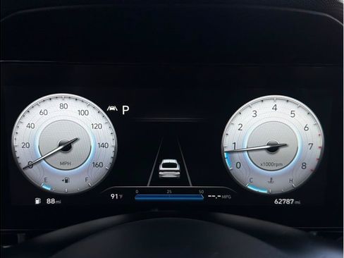 Used 2023 Hyundai Elantra SEL w/ Convenience Package FWD image 15