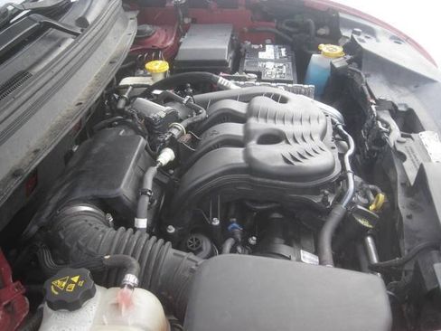 Used 2015 Jeep Cherokee Latitude w/ Cold Weather Group AWD/4WD image 38