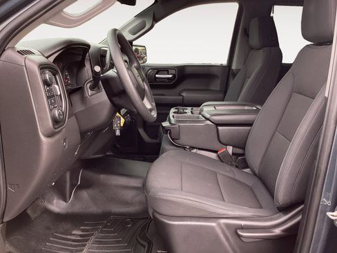 Used 2021 Chevrolet Silverado 1500 Custom Trail Boss AWD/4WD image 25