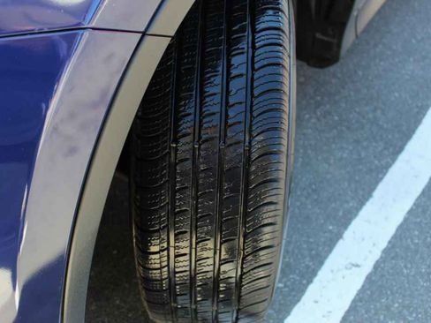 Used 2015 Toyota RAV4 XLE image 28