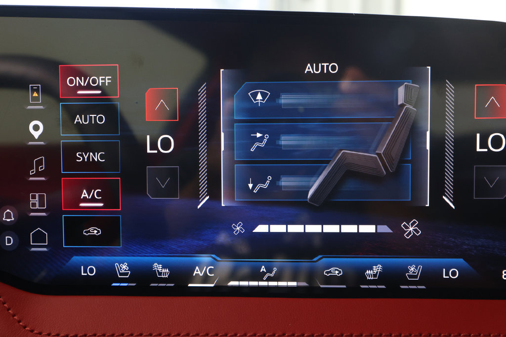 Used 2027 Chevrolet Corvette Grand Sport w/ Z52 Sport Performance Package RWD image 28