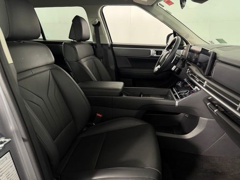 Used 2025 Hyundai Santa Fe SEL image 32