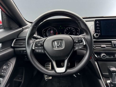 Used 2018 Honda Accord Sport image 17