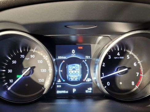 Used 2017 Land Rover Discovery Sport SE image 25